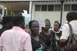 16days_2012_11_20131118_1426551111