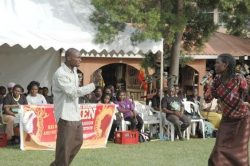 16days_2012_67_20131118_1184591202